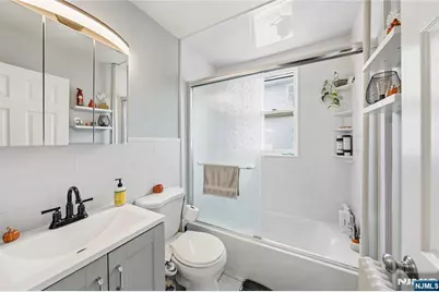 47 27th Street, Bayonne, NJ 07002 - Photo 15