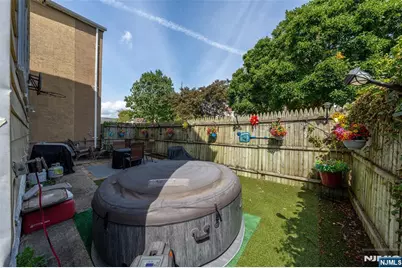 47 27th Street, Bayonne, NJ 07002 - Photo 23