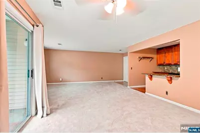 50 Lindsley Road 21 #21, Cedar Grove, NJ 07009 - Photo 11
