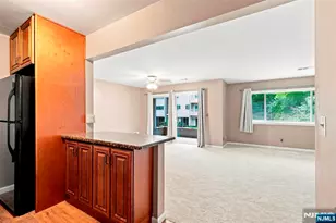 50 Lindsley Road 21, Cedar Grove, NJ 07009 - Photo 7