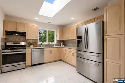 12 Chamberlain Avenue, Little Ferry, NJ 07643 - Photo 19