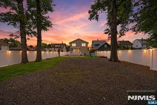 12 Chamberlain Ave, Little Ferry, NJ 07643 - Photo 5