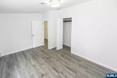 22 Hillside Terrace 2 #2, East Rutherford, NJ 07073 - Photo 9