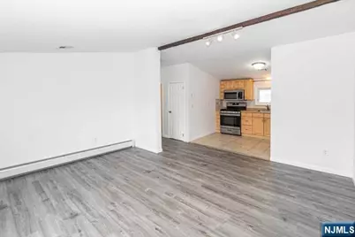 22 Hillside Terrace 2 #2, East Rutherford, NJ 07073 - Photo 3