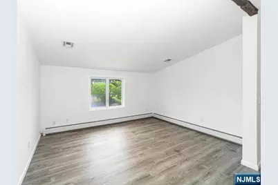 22 Hillside Terrace 2 #2, East Rutherford, NJ 07073 - Photo 11