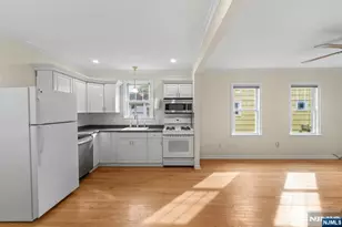 31 Wanamaker Ave 1, Waldwick, NJ 07463 - Photo 23