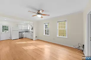 31 Wanamaker Ave 1, Waldwick, NJ 07463 - Photo 17