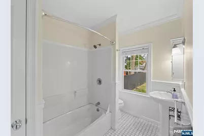 31 Wanamaker Avenue 1 #1, Waldwick, NJ 07463 - Photo 33