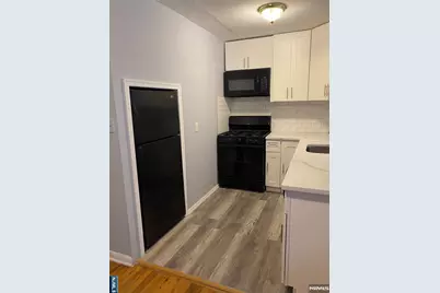 218 Cliff Street 2 #2, Cliffside Park, NJ 07010 - Photo 7