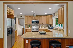 136 Van Buskirk, Teaneck Township, NJ 07666 - Photo 15