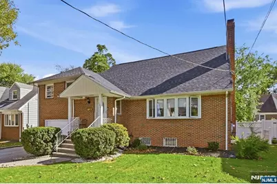 136 Van Buskirk, Teaneck Township, NJ 07666 - Photo 3