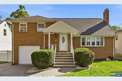 136 Van Buskirk, Teaneck Township, NJ 07666 - Photo 1