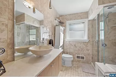 136 Van Buskirk, Teaneck Township, NJ 07666 - Photo 21