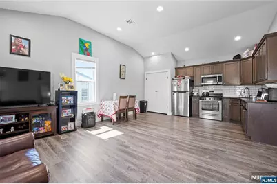 130 Garfield, Lodi, NJ 07644 - Photo 11