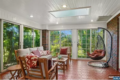 157 Sussex Road, Tenafly, NJ 07670 - Photo 15