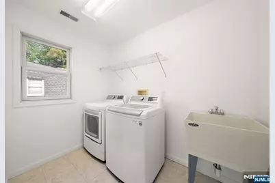 15 Laurel Avenue, Dumont, NJ 07628 - Photo 23
