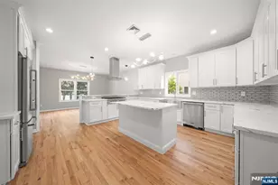 15 Laurel Ave, Dumont, NJ 07628 - Photo 5