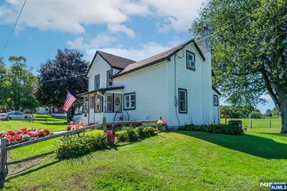 41-87 Mountain Road, Hamburg, NJ 07419 - Photo 5
