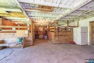 41-87 Mountain Road, Hamburg, NJ 07419 - Photo 23