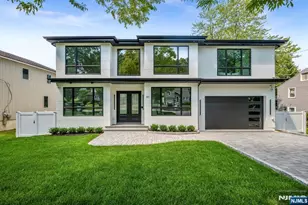 391 Burnet Pl, Paramus, NJ 07652 - Photo 1
