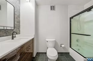 200 Winston Dr 2403, Cliffside Park, NJ 07010 - Photo 21