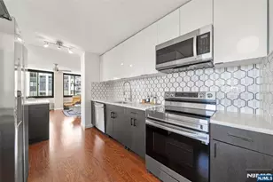 200 Winston Dr 2403, Cliffside Park, NJ 07010 - Photo 9