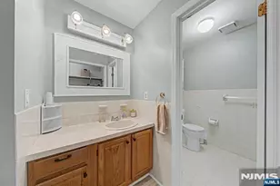 61 Henry Street 3, Elmwood Park, NJ 07407 - Photo 35