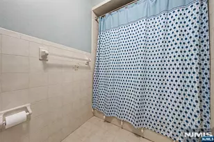 61 Henry Street 3, Elmwood Park, NJ 07407 - Photo 39
