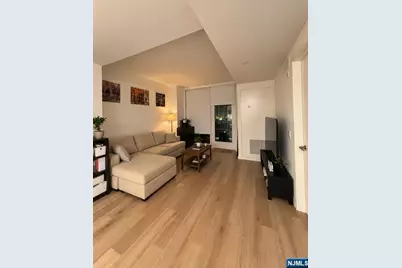 1525 Harbor Boulevard 4233 #4233, Weehawken, NJ 07086 - Photo 3
