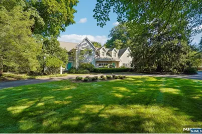 580 Brookside Avenue, Allendale, NJ 07401 - Photo 1