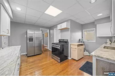 34 Milton Avenue, Nutley, NJ 07110 - Photo 15