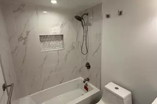 200 Grand Cove Way 3H, Edgewater, NJ 07020 - Photo 13