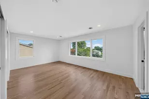 85-87 Echo Pl, Elmwood Park, NJ 07407 - Photo 17