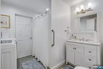 68 Tenafly Road, Englewood, NJ 07631 - Photo 11
