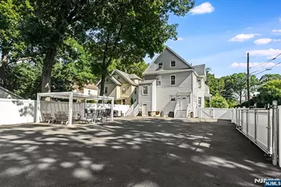 68 Tenafly Road, Englewood, NJ 07631 - Photo 27