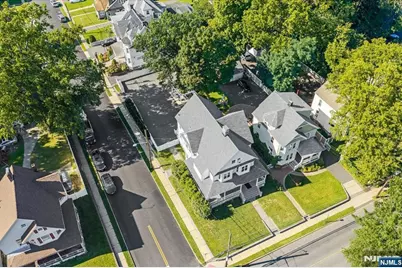 68 Tenafly Road, Englewood, NJ 07631 - Photo 31