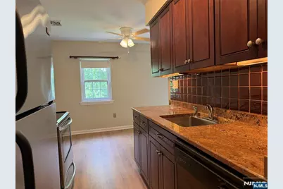 358 Maple 4 #4, Oradell, NJ 07649 - Photo 5