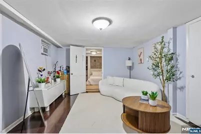 513 Chestnut Place, Teaneck Township, NJ 07666 - Photo 25