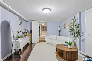 513 Chestnut Pl, Teaneck Township, NJ 07666 - Photo 25