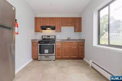 174 Washington Avenue 3 #3, Nutley, NJ 07110 - Photo 5