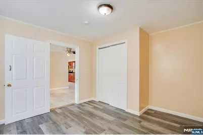 37 Newark Pompton Turnpike, Little Falls Township, NJ 07424 - Photo 21