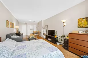 45 S River Dr 808, Jersey City, NJ 07310 - Photo 11