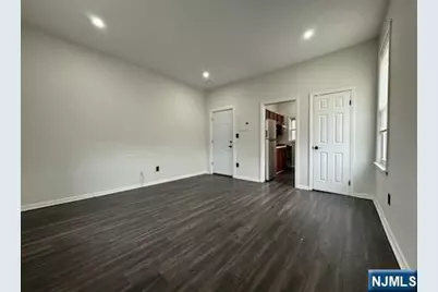 40 Washington Avenue 2B #2B, Belleville, NJ 07109 - Photo 5