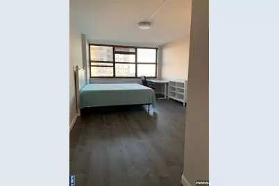 7002 Jfk Blvd E 38B #38B, Guttenberg, NJ 07093 - Photo 1