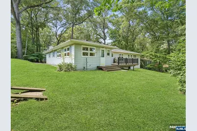45 Sunset Road, Bloomingdale, NJ 07403 - Photo 33