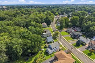 406 Saddle River Rd, Saddle Brook Township, NJ 07663 - Photo 27