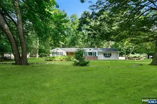 15 Pinehill Dr, Upper Saddle River, NJ 07458 - Photo 1