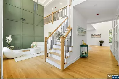 389 Mercer Avenue, River Edge, NJ 07661 - Photo 3