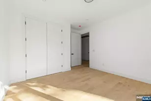 389 Mercer Ave, River Edge, NJ 07661 - Photo 37
