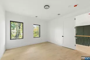 389 Mercer Ave, River Edge, NJ 07661 - Photo 31